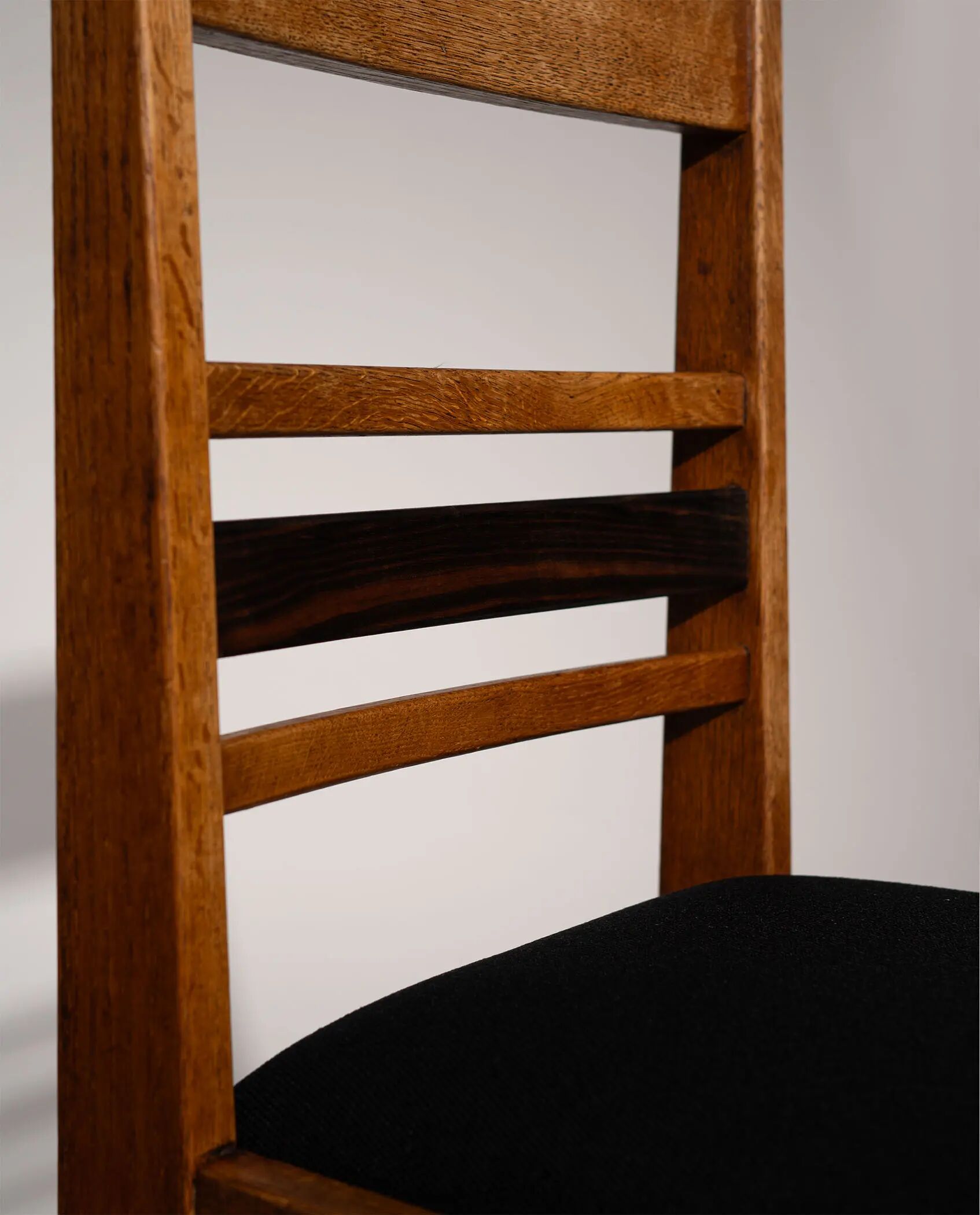 Amsterdam School oak dining chairs, Netherlands, 1920s