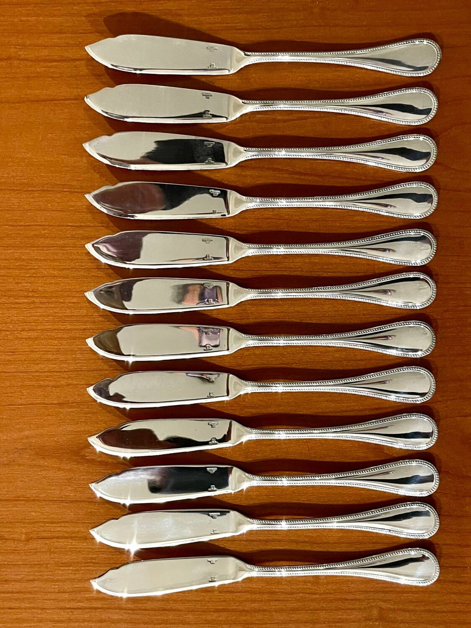 Christofle Perles 12-piece fish cutlery set, excellent condition