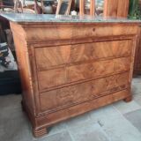 Old 4 drawer chest of drawers with marble top