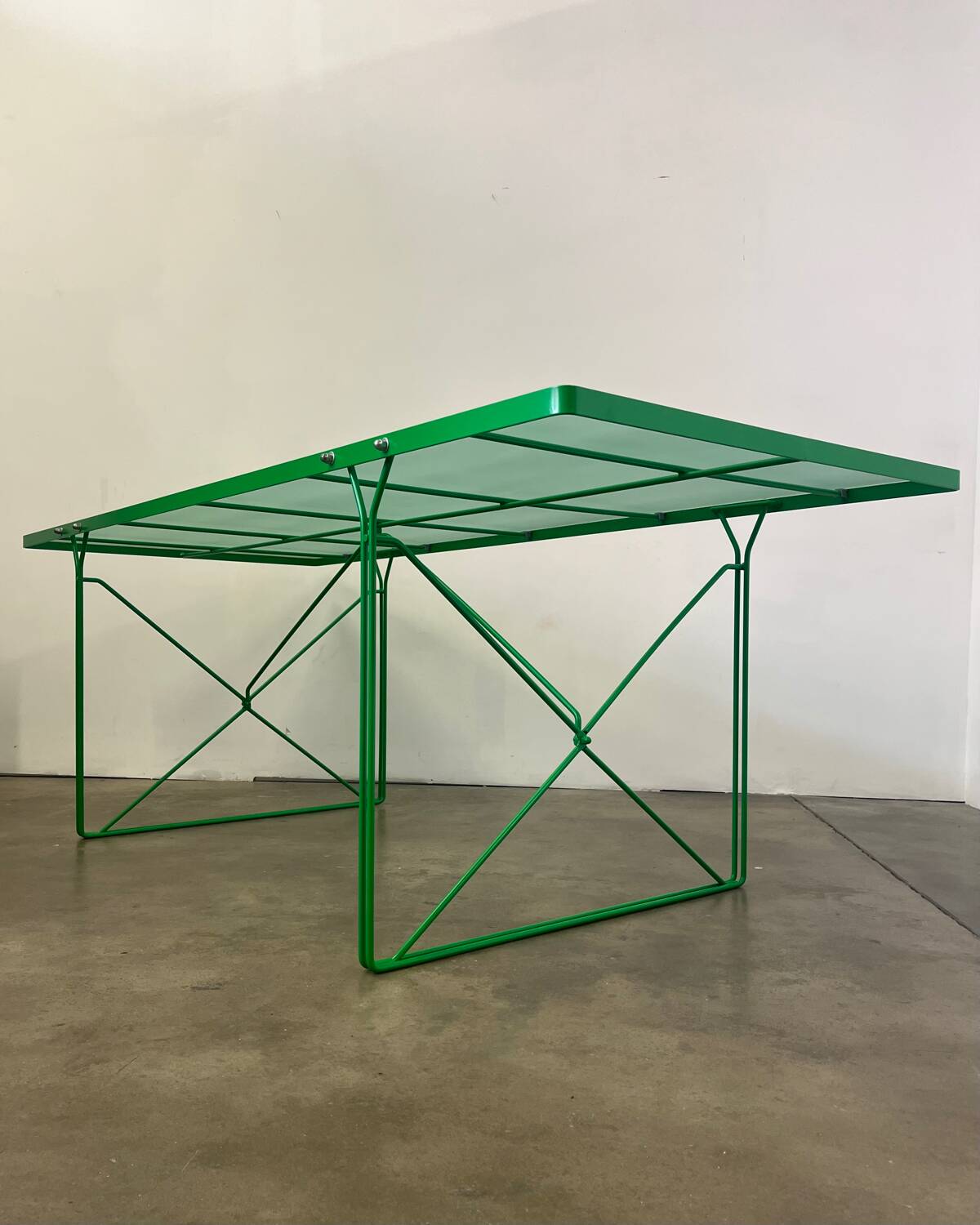 Vintage table "moment", design Niels Gammelgaard circa 1980