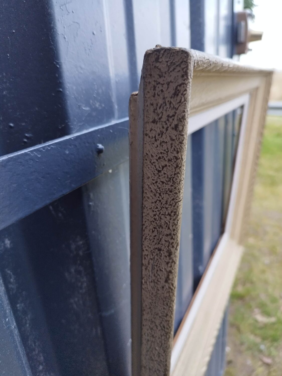 Old frame in gilded beige wood, 59x46 cm