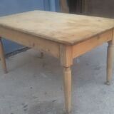 Farm table