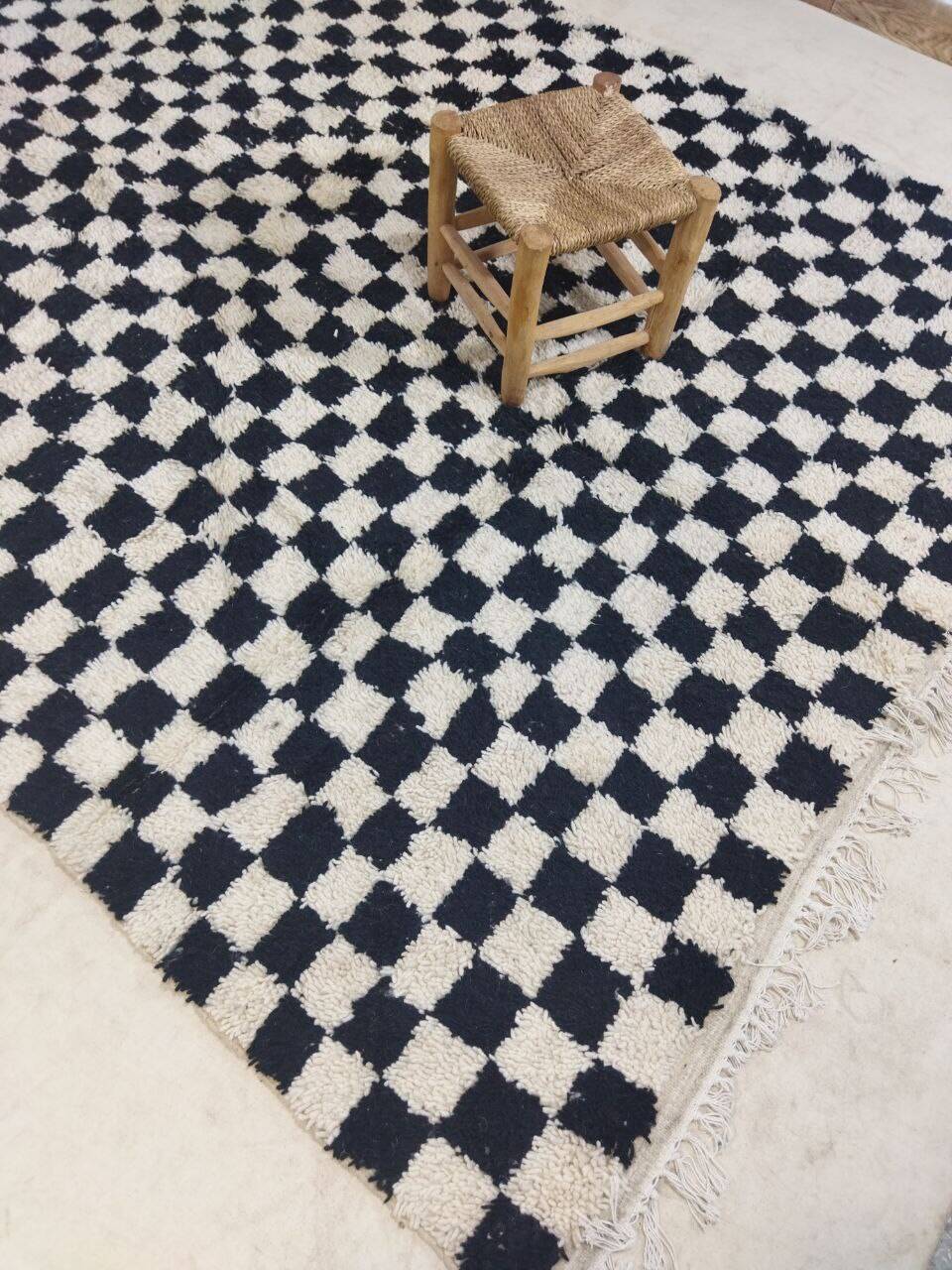 Handmade Moroccan Berber rug 156 X 100 CM