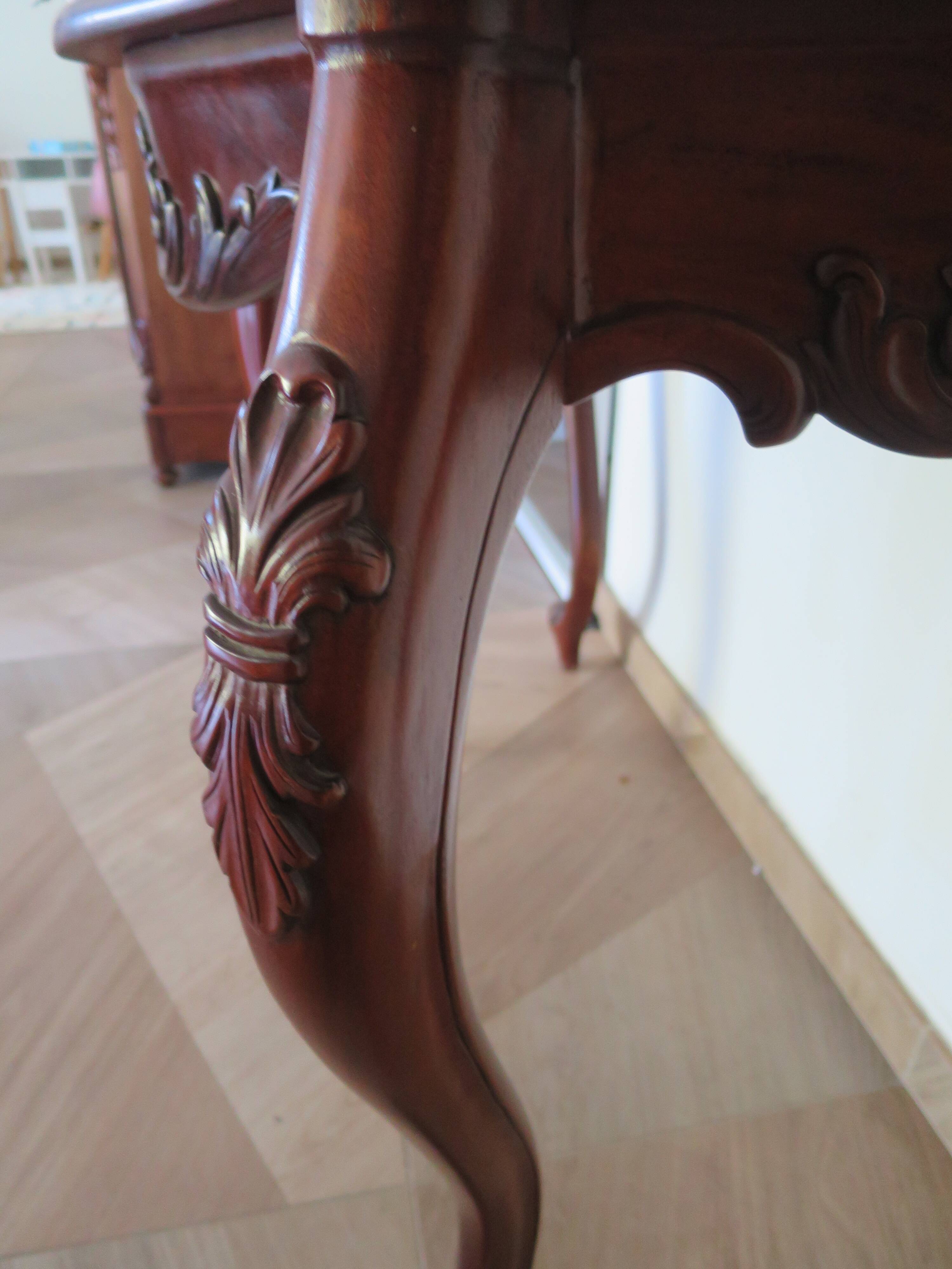 Console with curved legs - mahogany - Louis XV style - carved wood