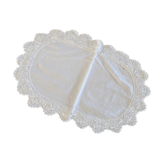 Oval cotton nape and crochet embroidery