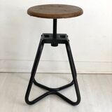 Height-adjustable industrial stool