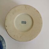 Ancient white blue Chinese ceramic pot