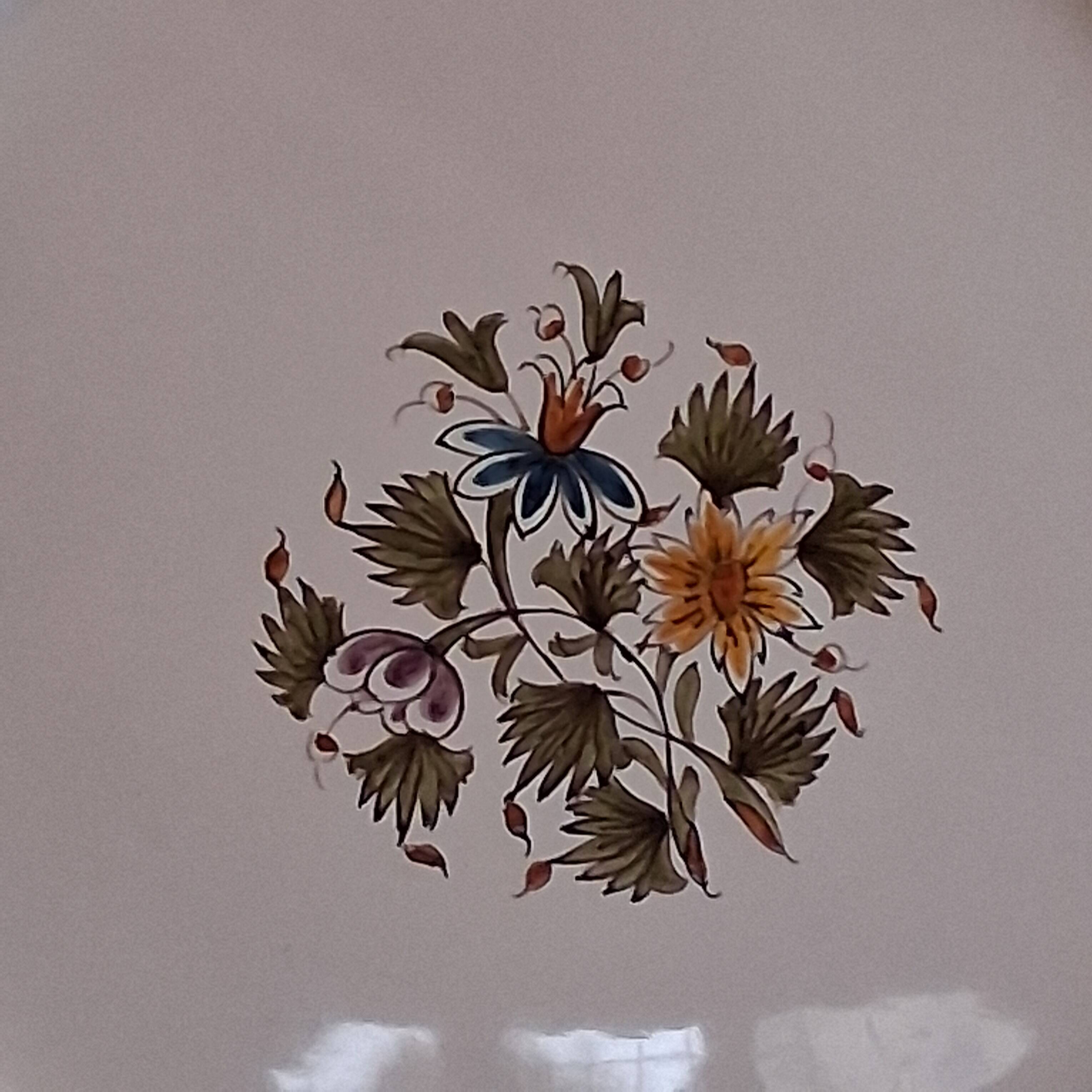 Moustier Feret plate in earthenware in very good condition.