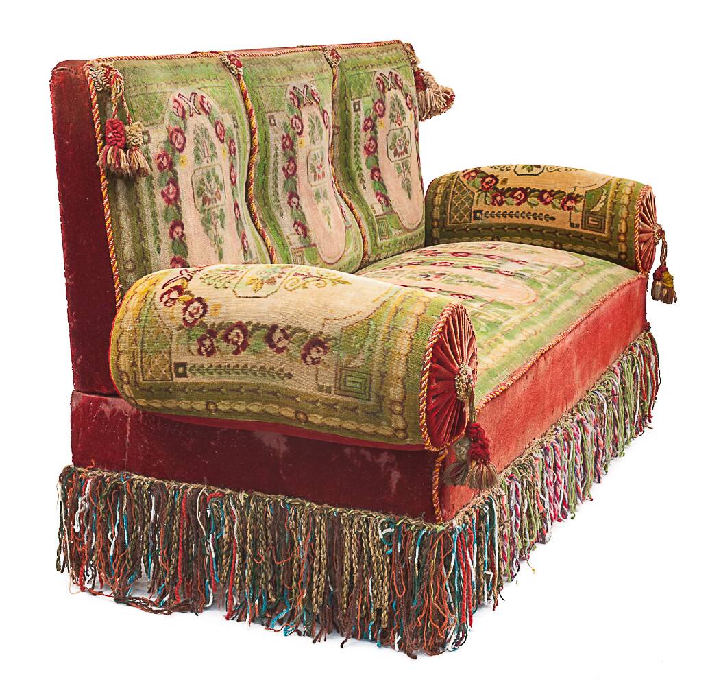 Old Alsatian sofa