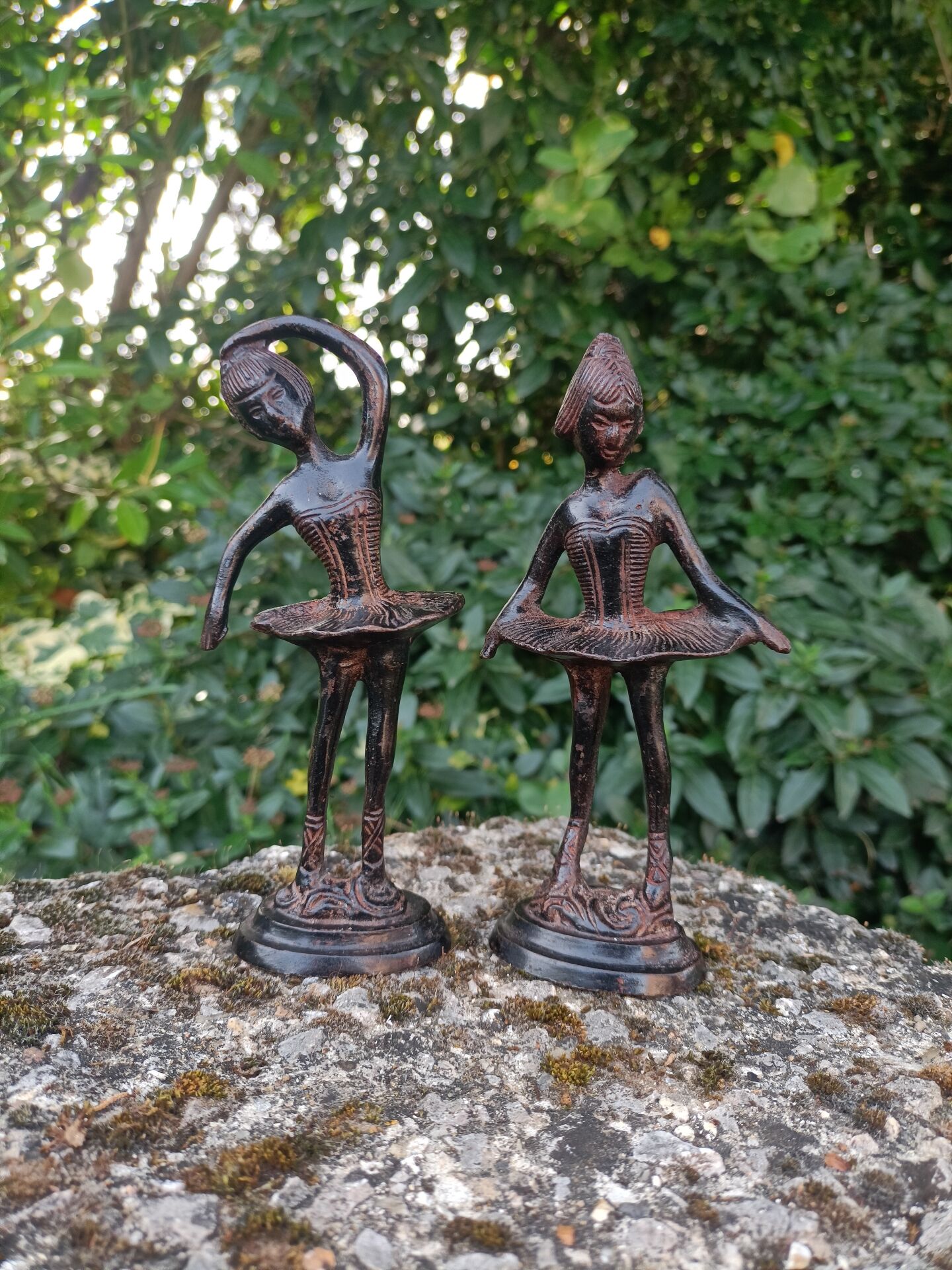 Sculptures Dancing Stars