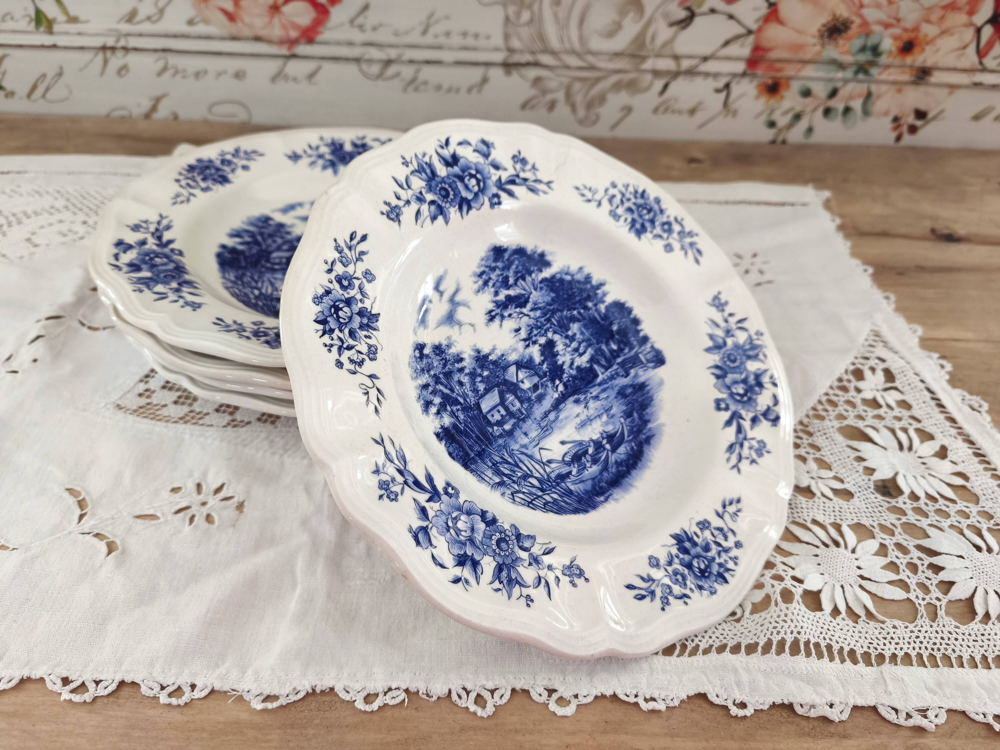 Lot de 5 assiettes creuses Sarreguemines modèle Romantic bleu