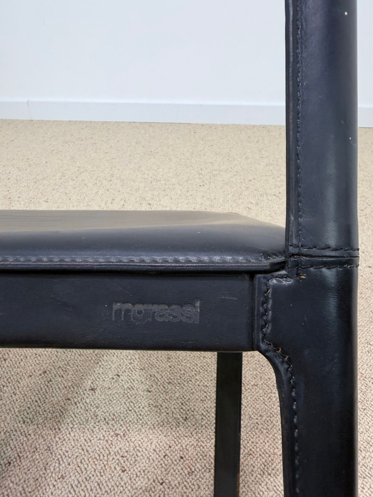 Set of 4 Matteo Grassi chairs in black leather – Italian design