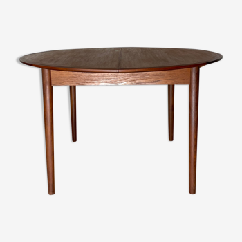 Danish round extending dining table in teak 1960s