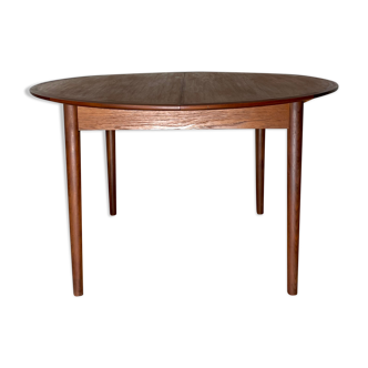 Danish round extending dining table in teak 1960s