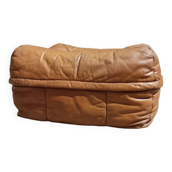 Pouf en cuir vintage