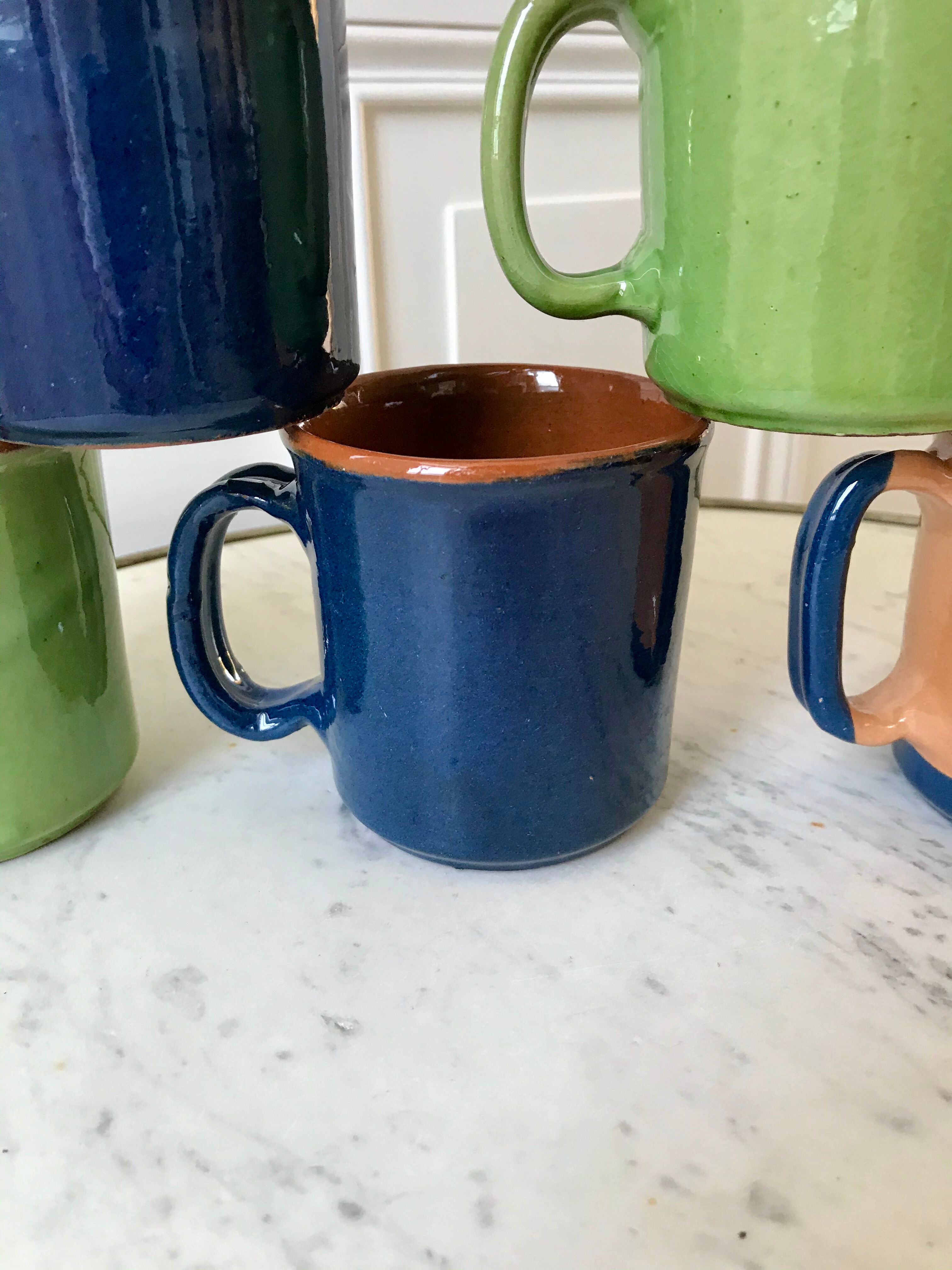 Set of 6 cups / mugs in vintage pottery