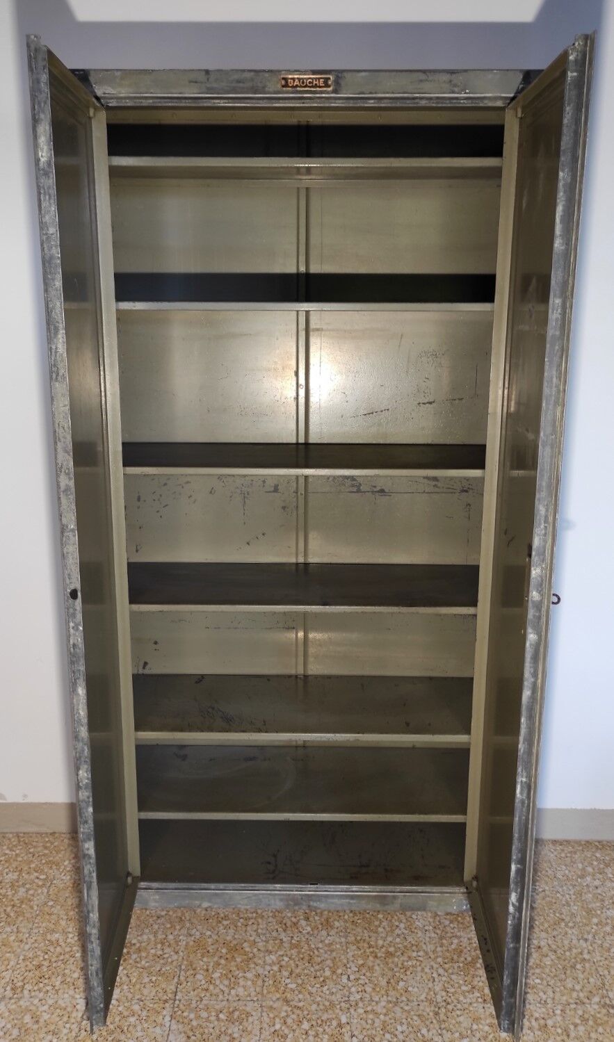 Parisian metallic wardrobe " Bauche "