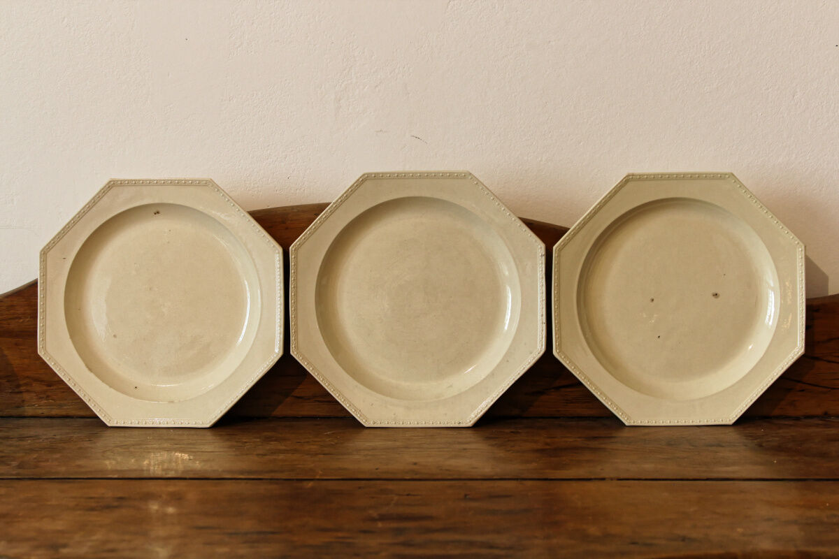 Set of 6 plates in Chantilly faience
