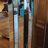 Pedestal column all glass