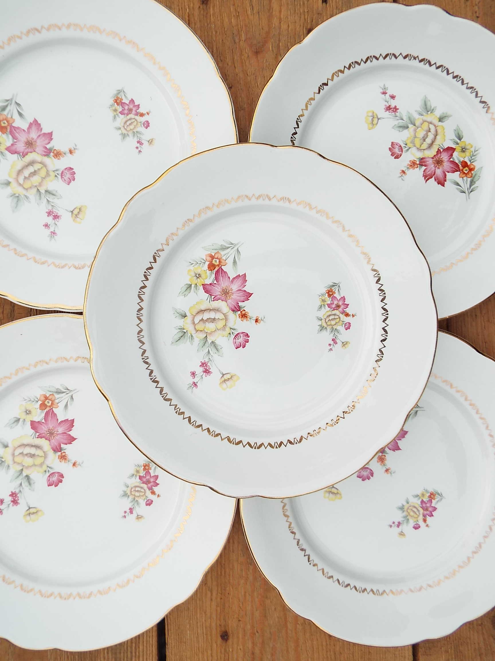 8 assiettes plates KG Lunéville