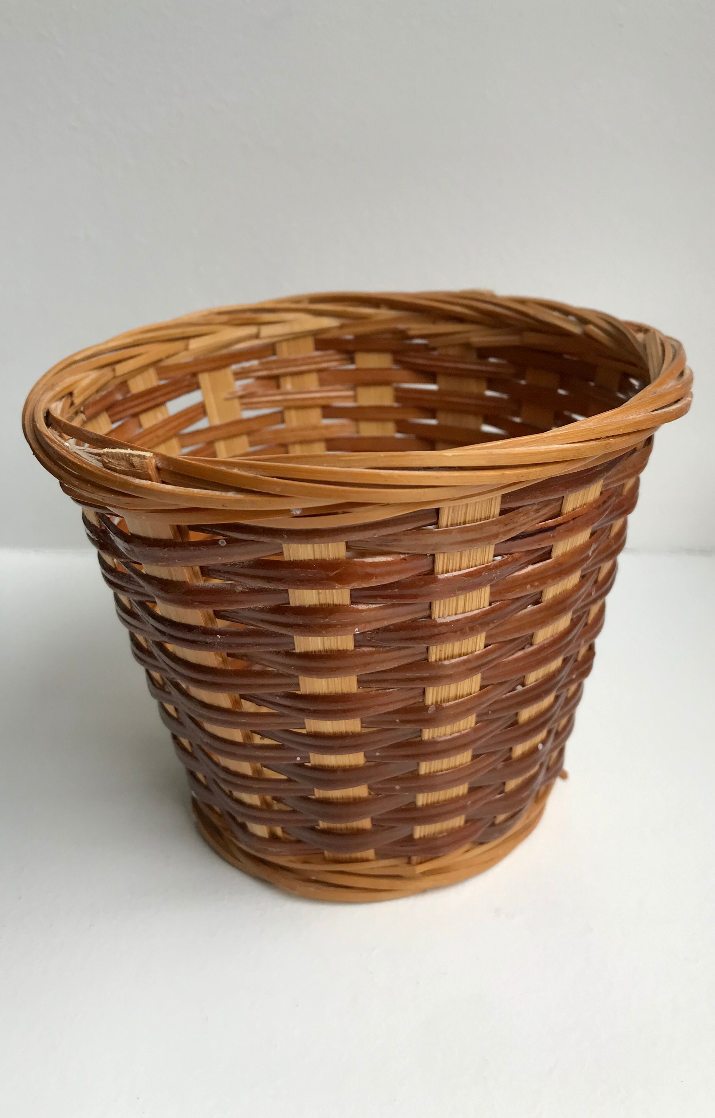 Rattan pot cover & wicker plants 70s