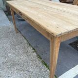 Farm table