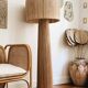 Lampadaire en raphia naturel