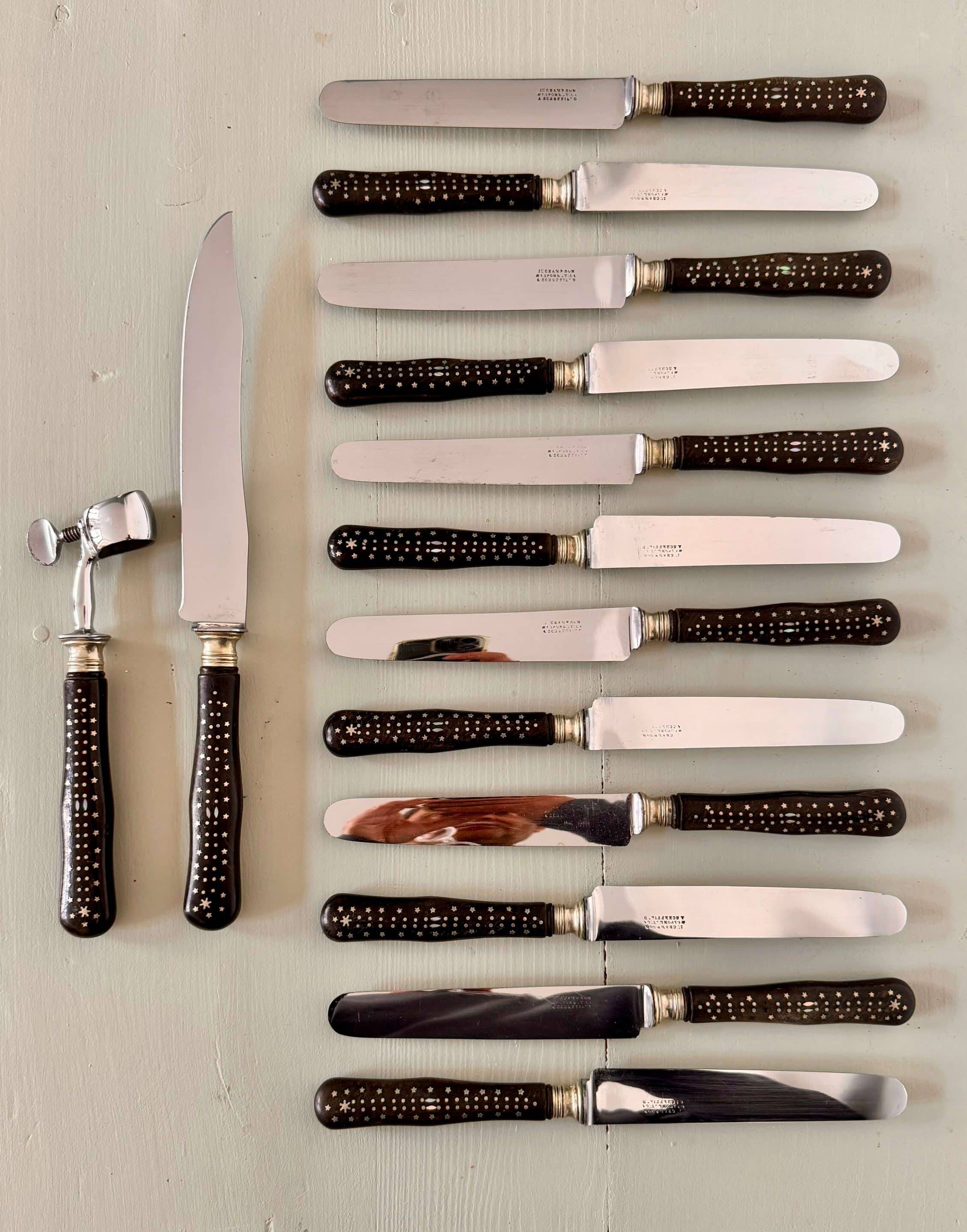 12 table knives and leg of lamb service 1900