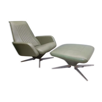 Fauteuil avec ottoman en skai 1960