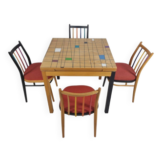 Table et 4 chaises
