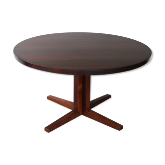 Scandinavian table CJ Rosengaarden