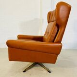 Chaise vintage danoise rétro du milieu du siècle Svend Skipper en cuir cognac des années 60