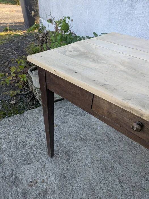 Farmhouse table