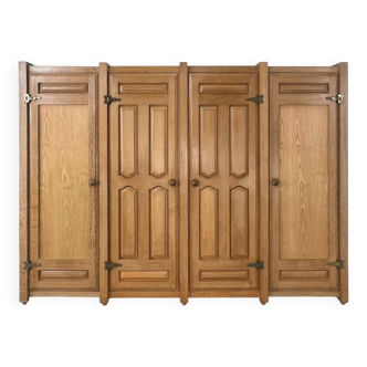 Armoire en Chêne et Laiton par Guillerme Et Chambron, 1960s