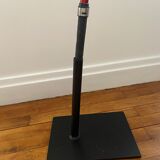 Floor lamp with lampshade