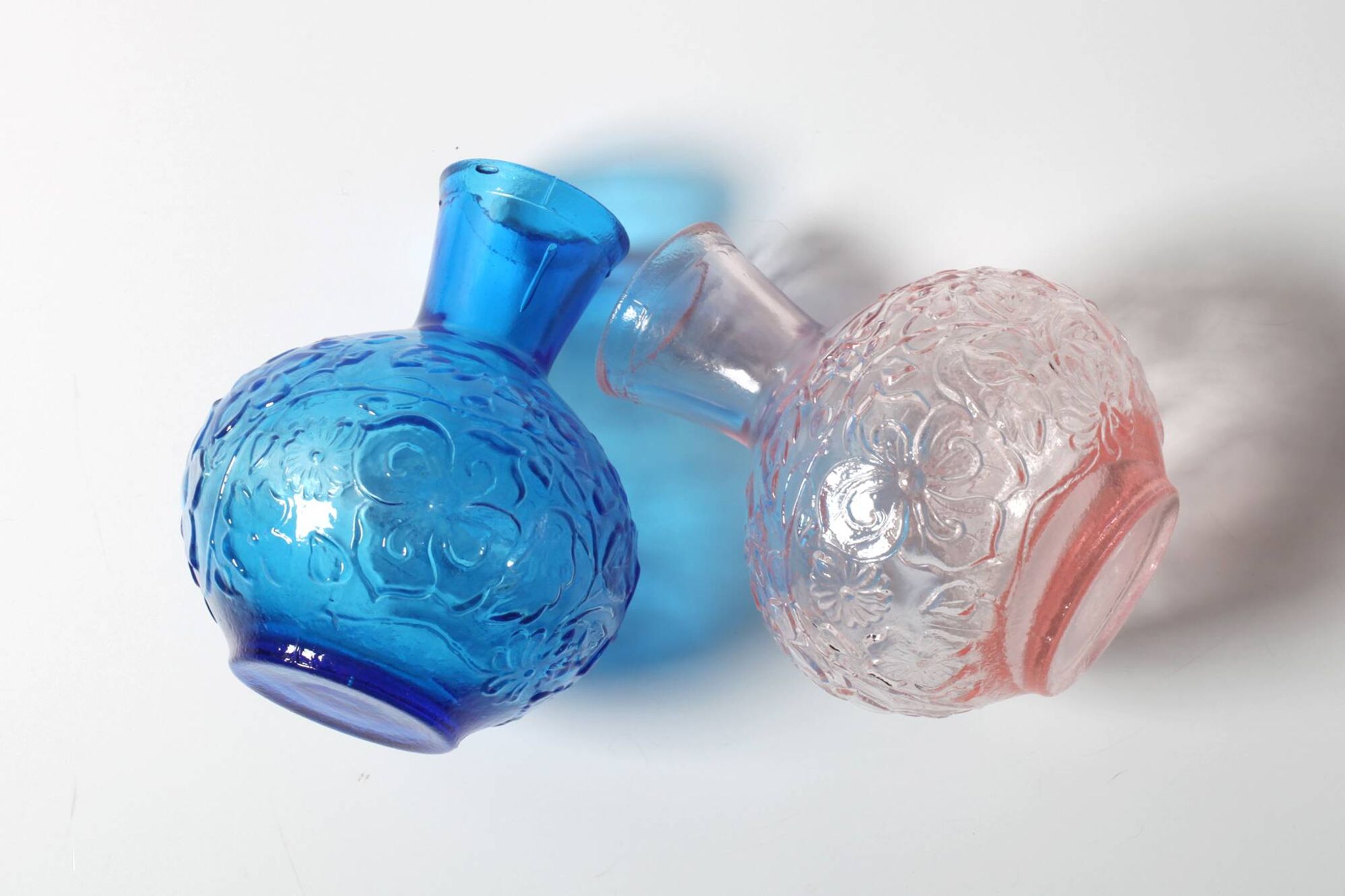 Set of 2 Vintage Small Blue and PinkGlass Vases with Flowers Pattern, Italy