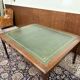 Bureau Chesterfield anglais ancien Partnerdesk