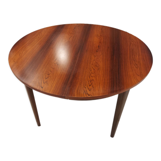 Expandable rosewood table vinrage 1970s