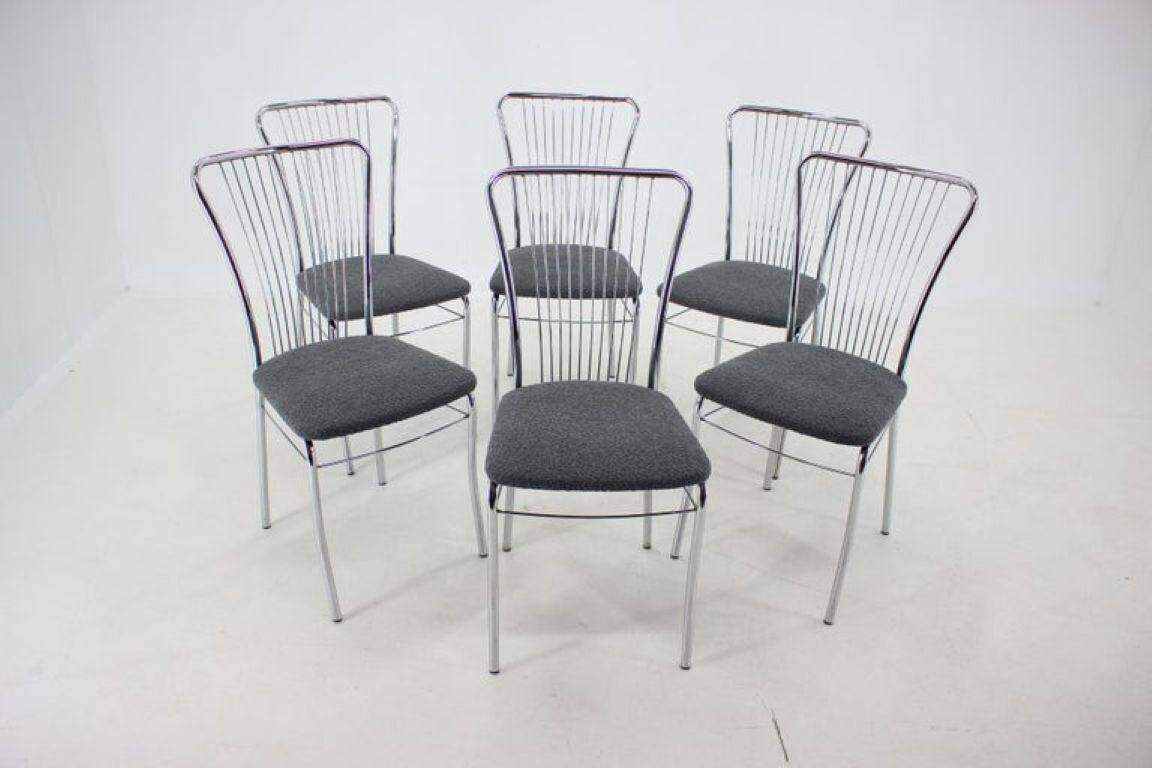 Set of Six Italian Chrome and Bouclé Dining Chairs, 1970s