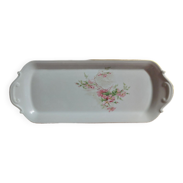 Cake tray, porcelain cake and gold.