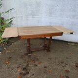 Table from the 30s with extensions