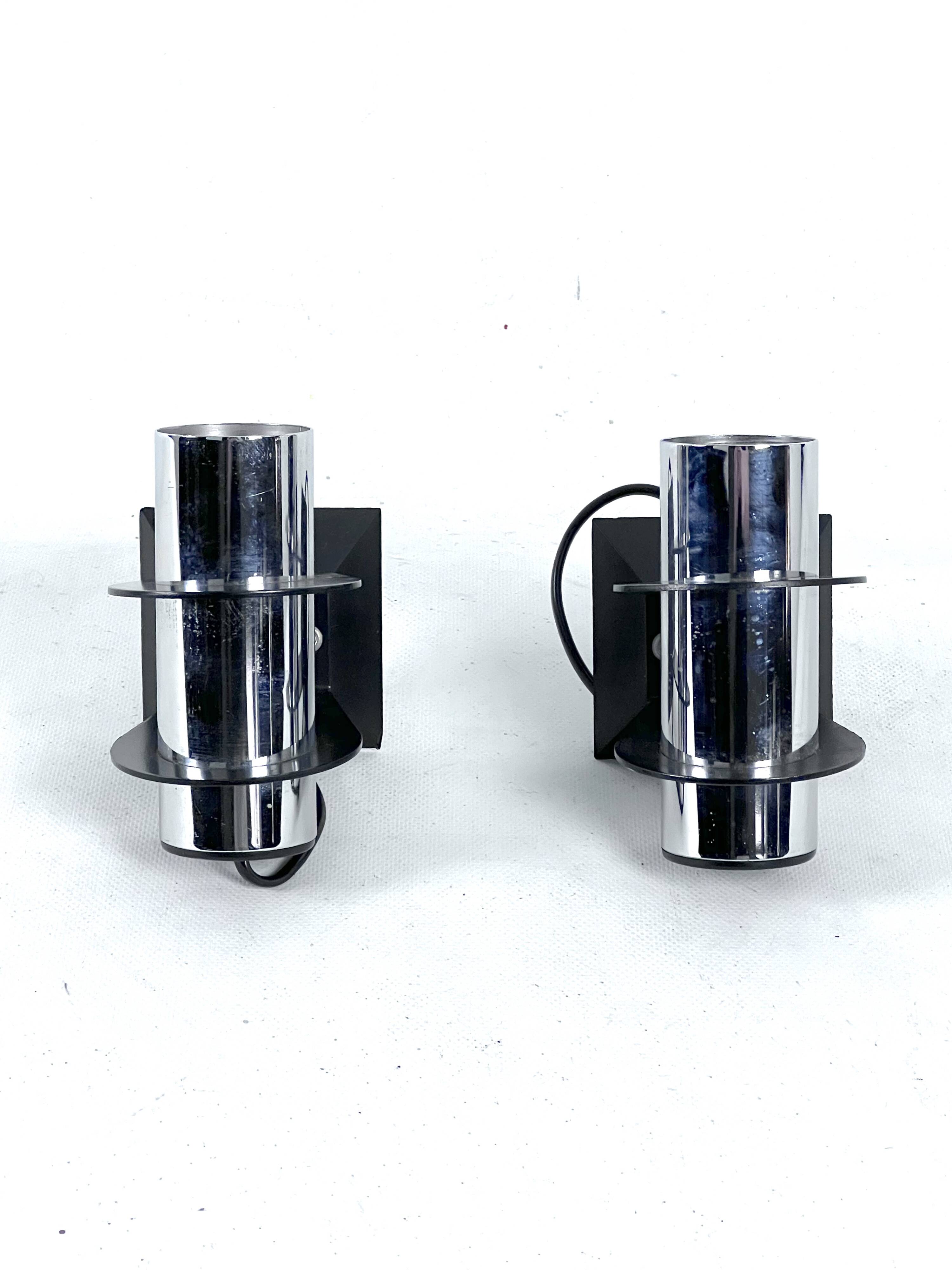Targetti, pair of wall lamps model Elbow. Italy 1970s