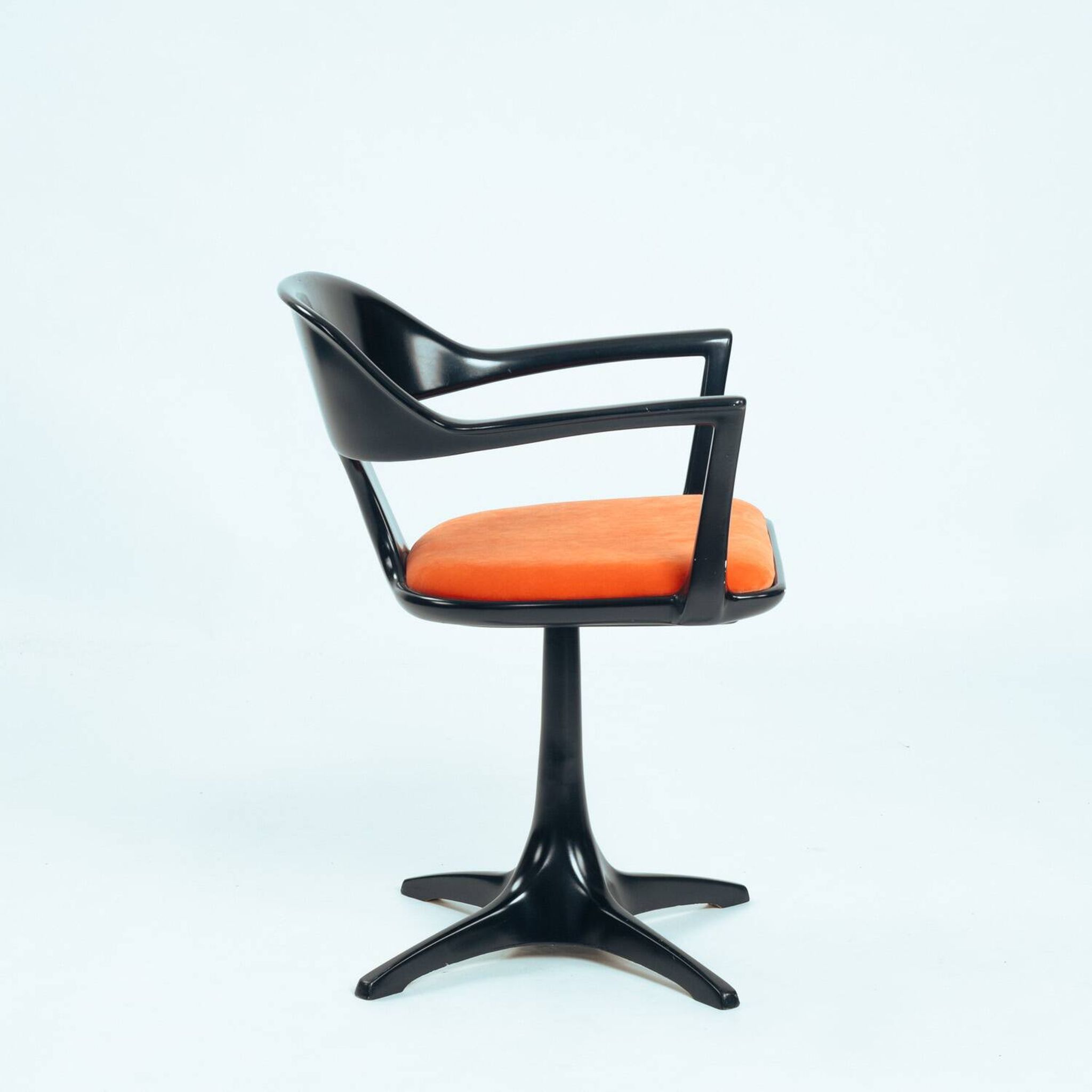 Space Age Konrad Schaefer dining chairs for Emu, 1960s