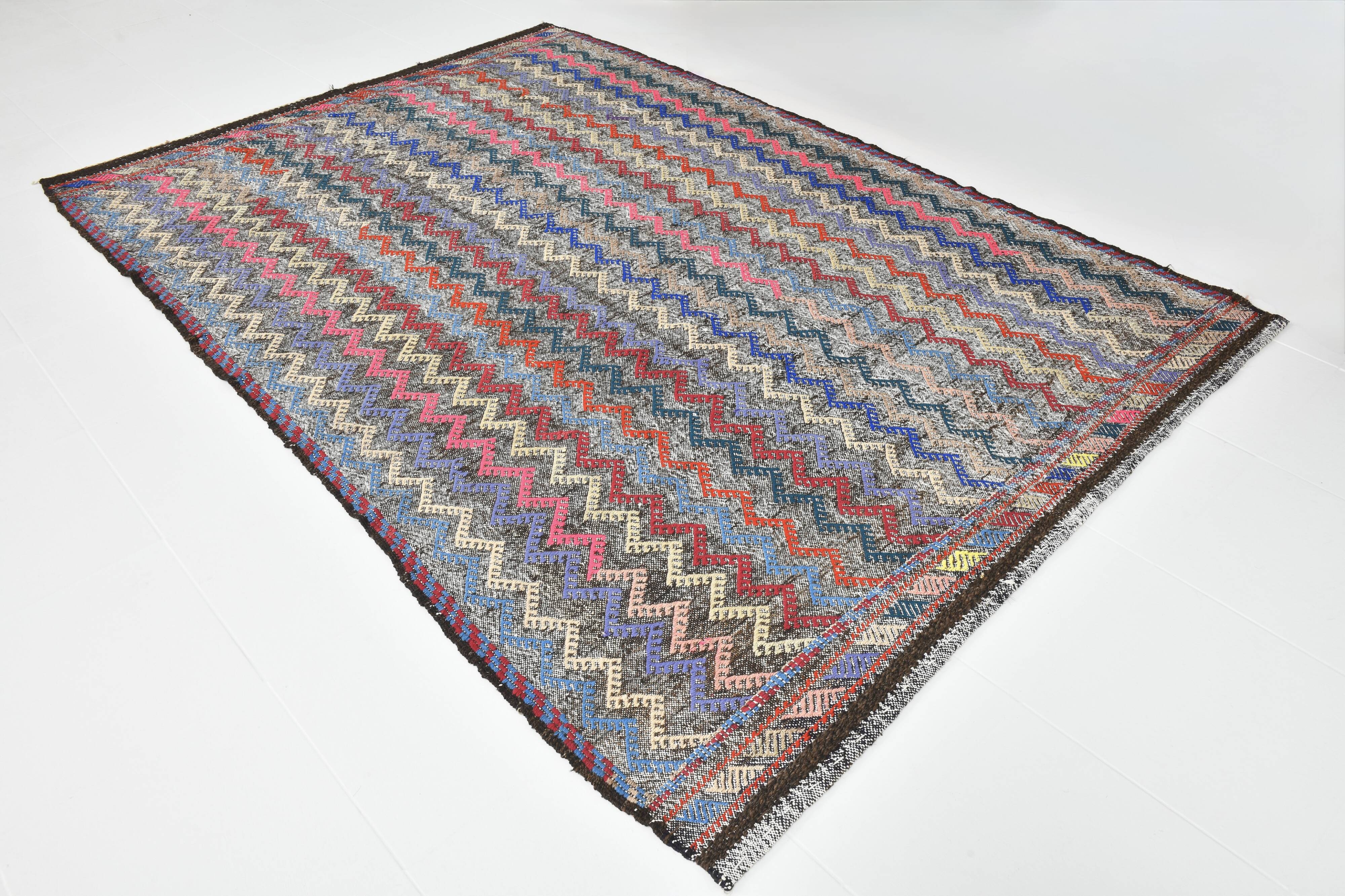 6x9 Red Blue Tribal Vintage Kilim Rug, 184x274Cm
