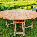 Solid oak table