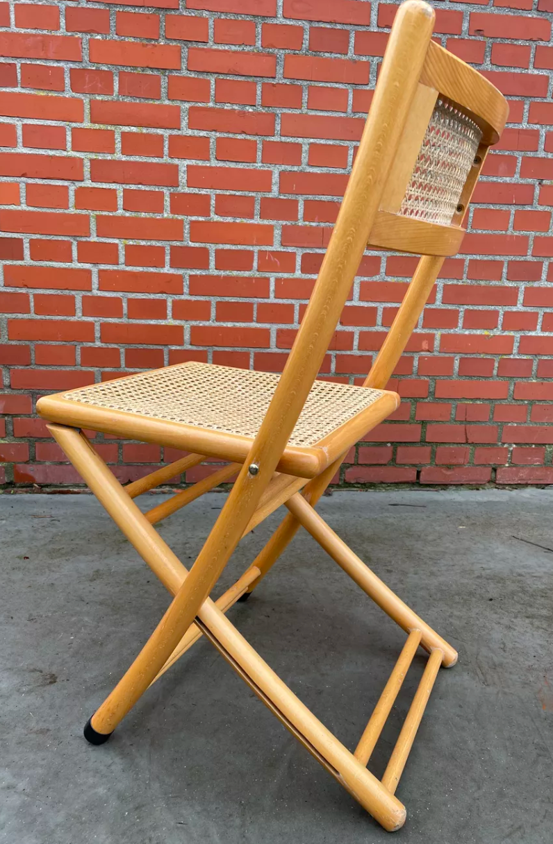 Wooden folding chair