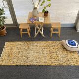 Tapis turc jaune