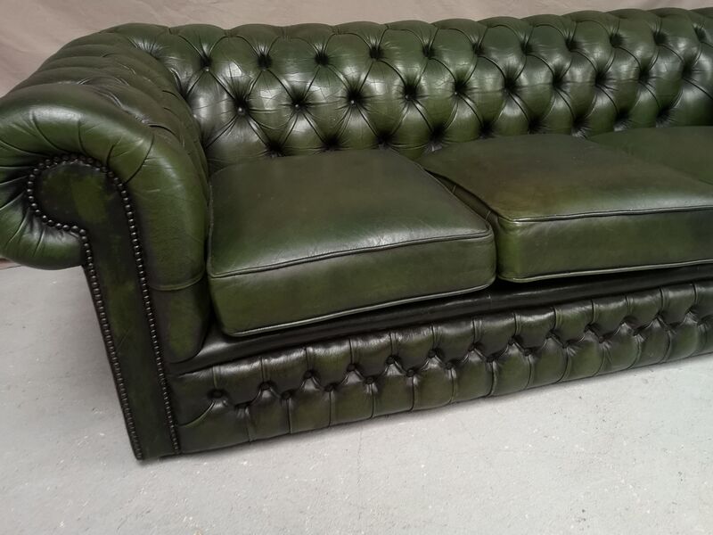 3-seater green leather Chesterfield sofa