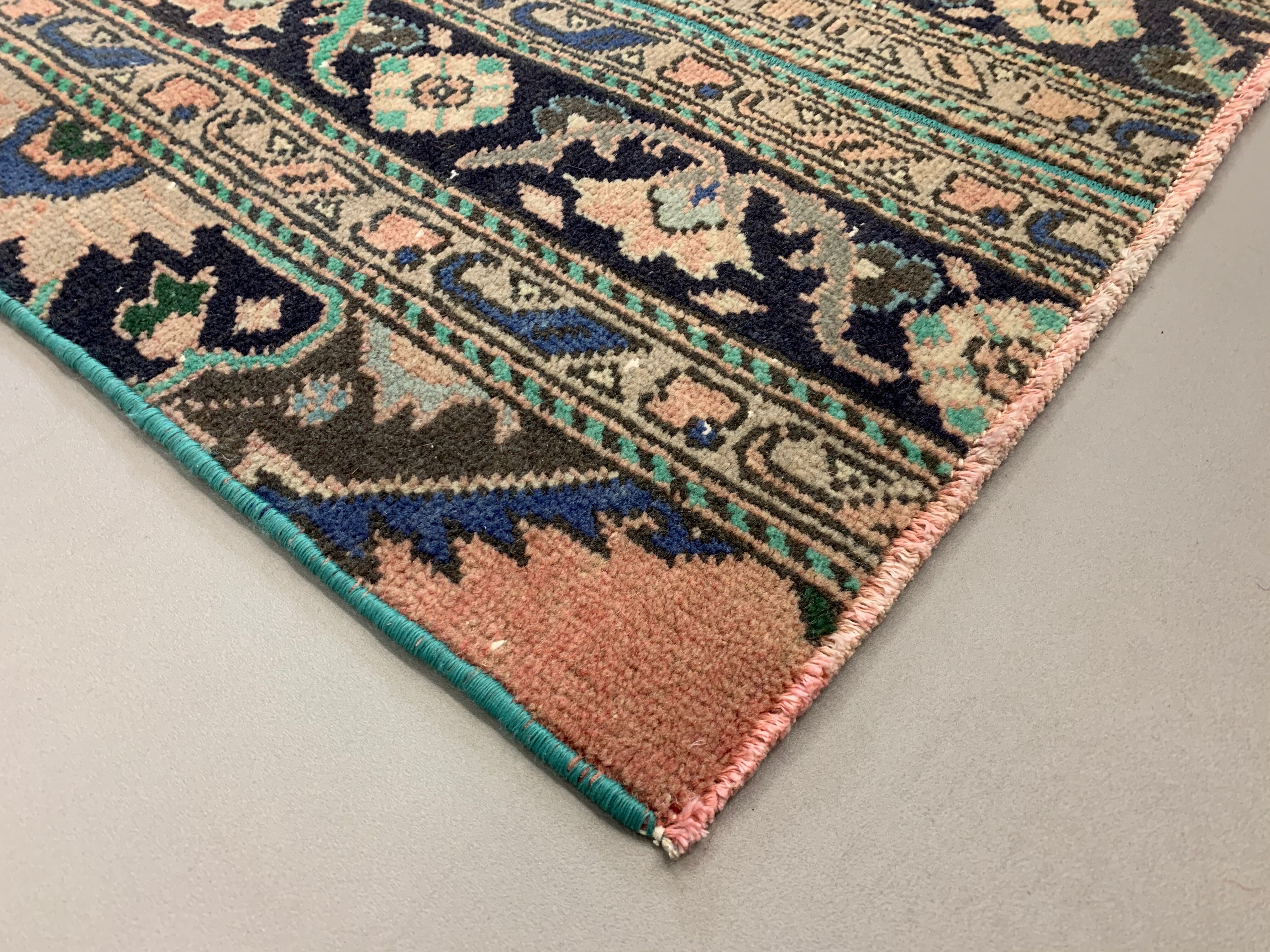 Distressed Turkish Rug 107x69 cm Vintage Shabby, Runner, Green, Brown Small