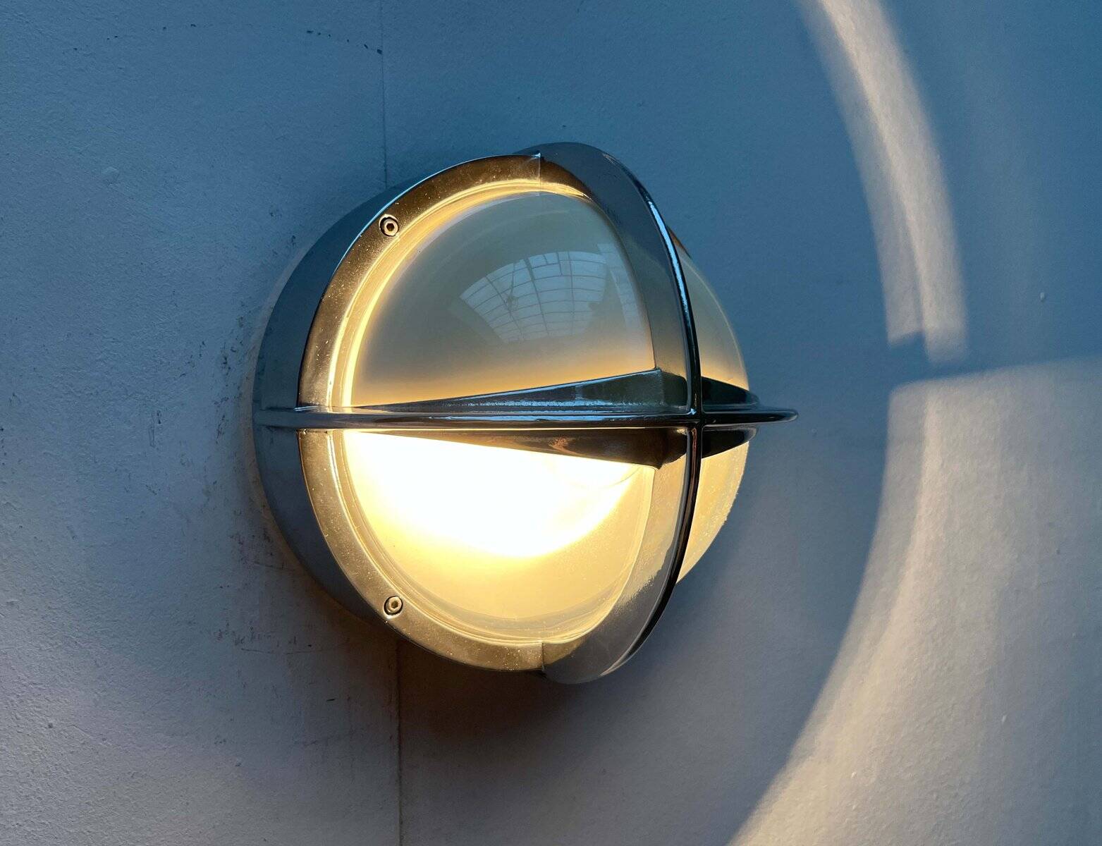 Mid-century Danish metal outdoor wall light model Pirate by Eva Koppel, Nils Koppel, Gert Edstrand for Nordisk Solar, 1960s.